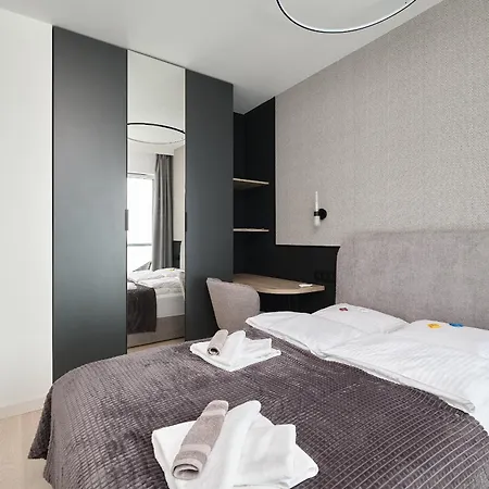 Apartment Platinum Quorum - Parking - Klimatyzacja - Self Check In